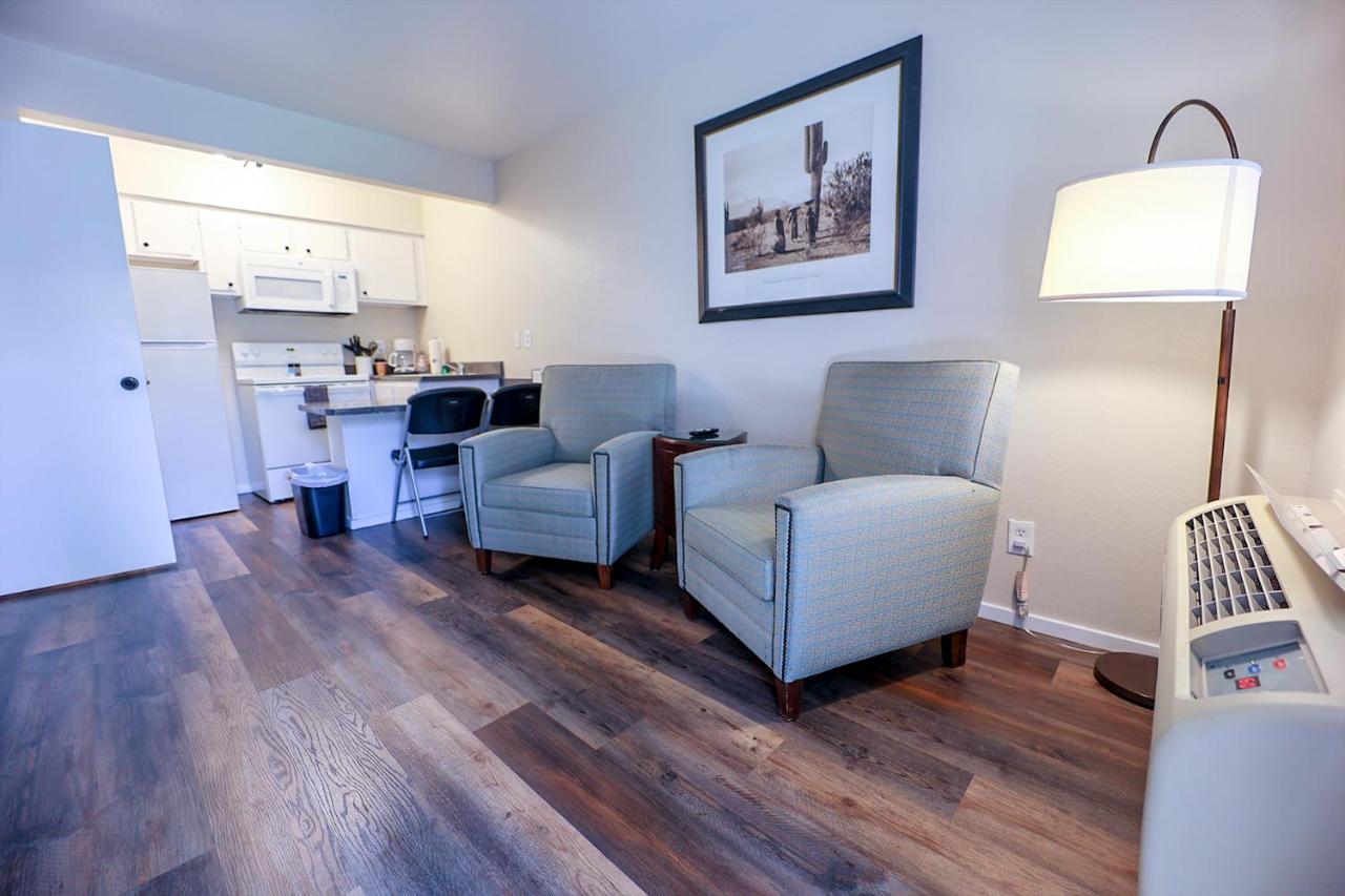 Appartement Venture On Country Club à Mesa Extérieur photo