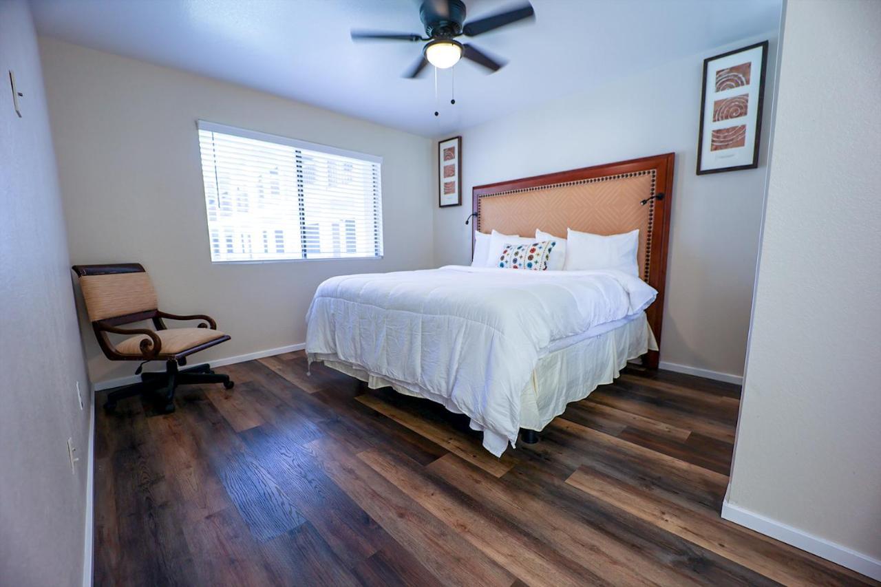 Appartement Venture On Country Club à Mesa Extérieur photo